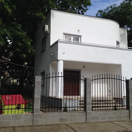Holiday home Vila Lotus *