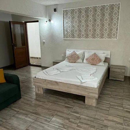 Lotus Guest house *